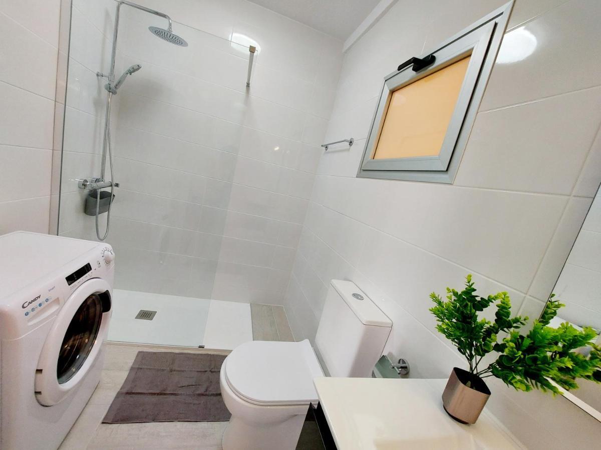 Sunny Cozy Nice Apartment Loscristianos Wifi,Pool Los Cristianos  Exteriör bild